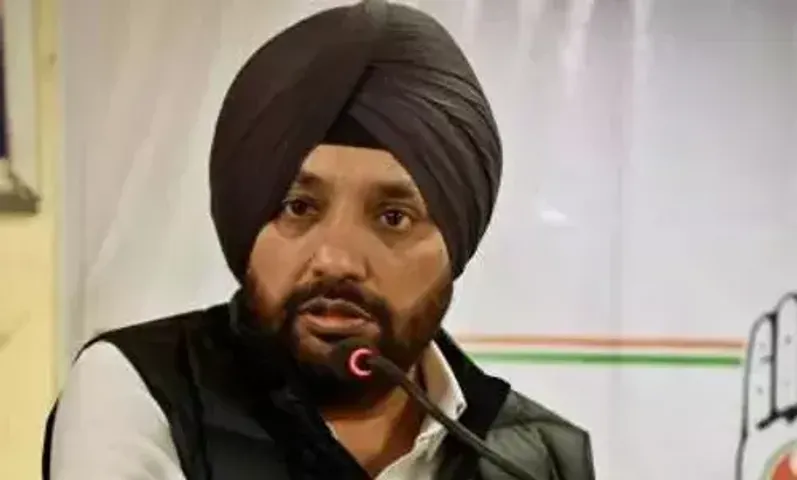 Delhi Congress President Arvinder Singh Lovely resign from his post