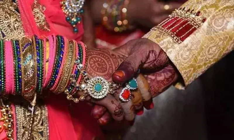 25 people, including bride, groom, fall sick due to food poisoning at Gujarat wedding