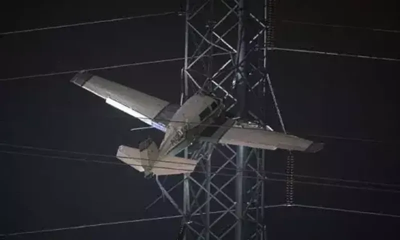 Small plane crashes into power lines in Maryland, leads to blackout