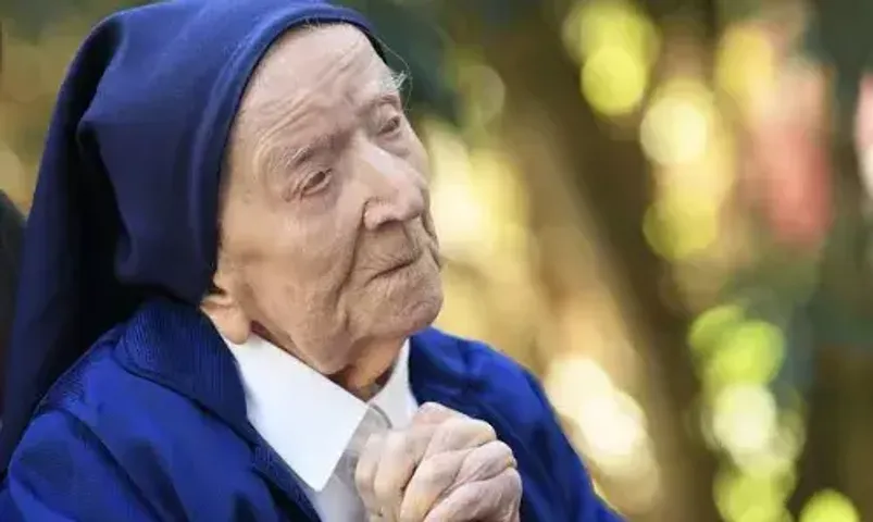 World's oldest person dies at age 118