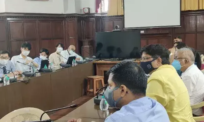 JICA and NHSRCL team visited Vadorara to review the progress and updation in Bullet train project