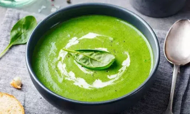A brilliant green healthy soup, Palak Soup for cold winters