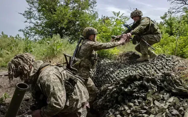 Ukrainian forces penetrate Russia's first line of defence: British intelligence