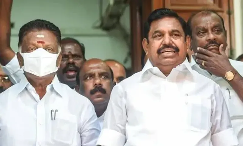 'Historic' meet for AIADMK today as EPS vs OPS fight reaches conclusion