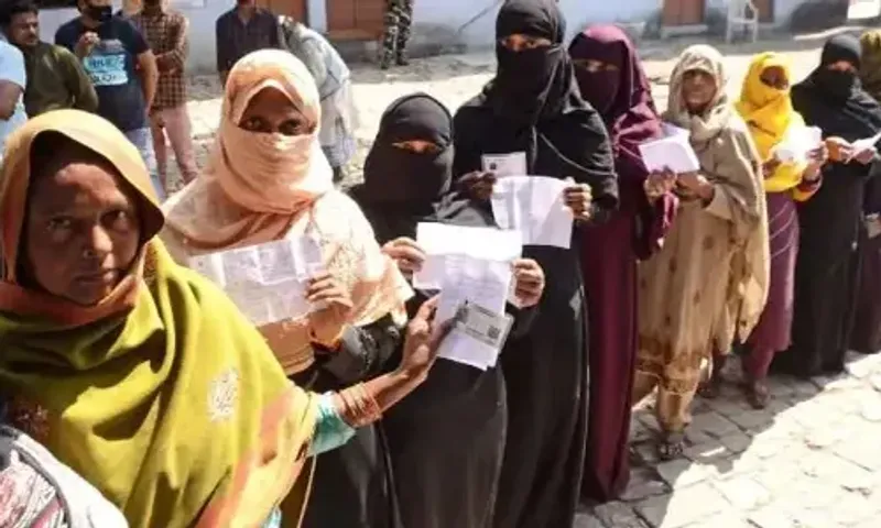 Uttar Pradesh Polls phase 6 update: Nearly 9% Voter turnout recorded till 9 AM