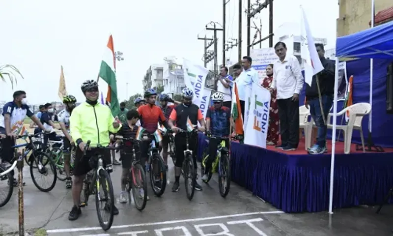80 cyclists Join Azadi Ka Amrut Mahotsav Cycle Rally