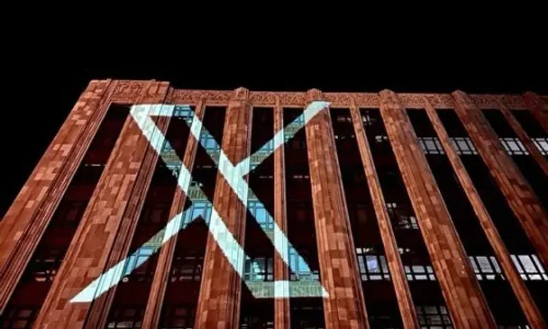 Musk draws heat from San Francisco over giant X logo