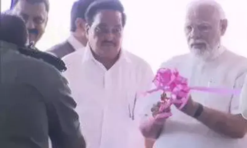 PM inaugurates newly-built Matushri K.D.P. Multispecialty Hospital at Atkot in Gujarat