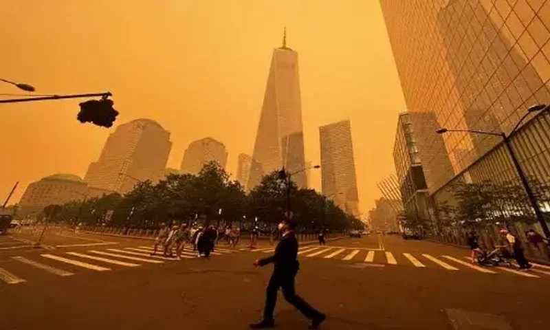 Millions breathing hazardous air as smoke from Canadian wildfires streams south over US