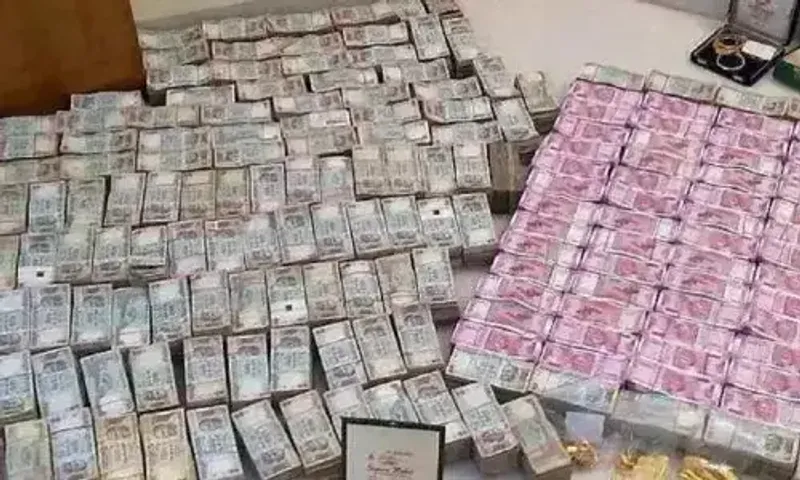 5.7 Crore cash recovered from hidden lockers at former IPS officer's home in Noida