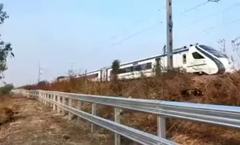 Indian Railways to fence sections of Vande Bharat Express Train’s tracks: Vaishnaw