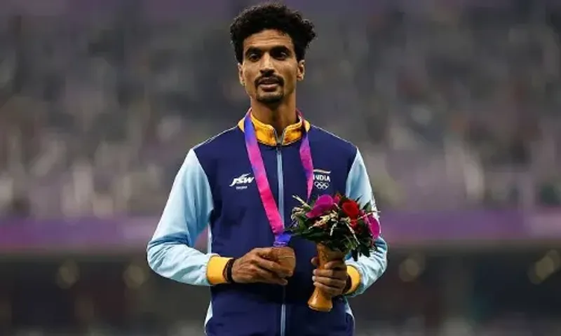 Indian athlete Gulveer Singh shatters a 16-Year-Old national record by over 20 seconds in The Ten Event at San Juan Capistrano in California