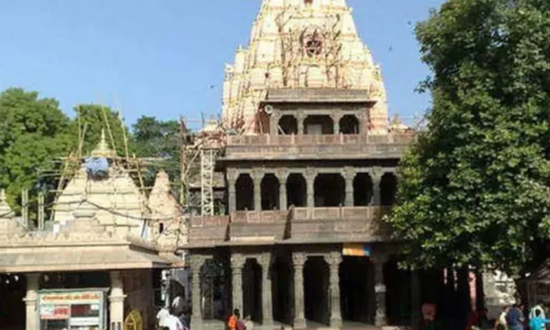 Ujjain Temple stampede: No social distancing, devotees injured after VIP visit