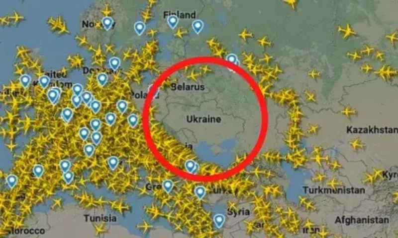 "Spatial" effects of war, planes "disappear" from skies over Russia and Ukraine