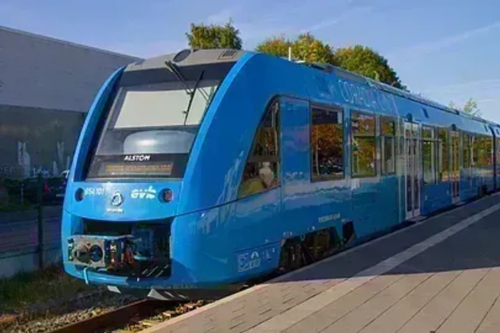 Indian Railways: India to get first-ever hydrogen train by 2023, says Ashwini Vaishnaw