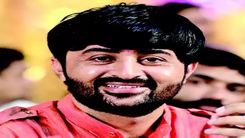 Trolled, folk singer from Rajkot seeks FIR against NRI