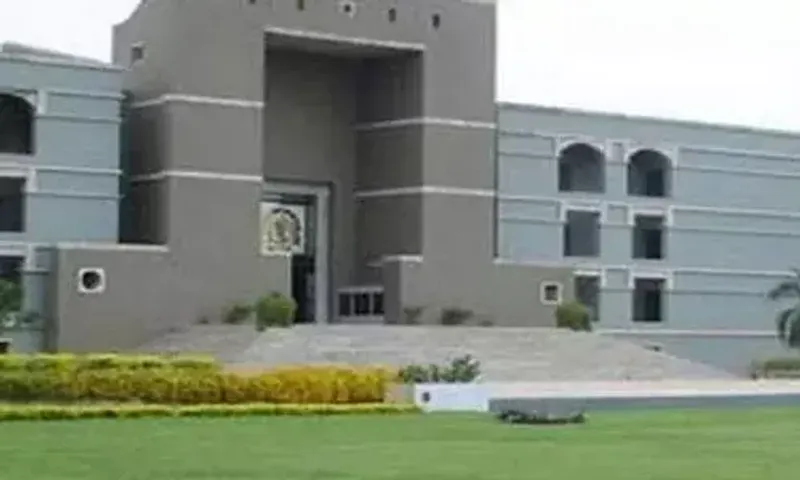 Gujarat HC issues notice to authorities over ragging in medical college