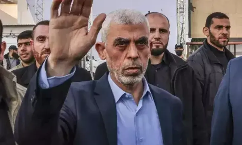 IDF closing in on Hamas chief Yahya Sinawar as soldiers surround Gaza's Khan Younis