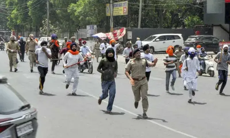 Patiala violence: Three cops transferred; mobile internet suspended