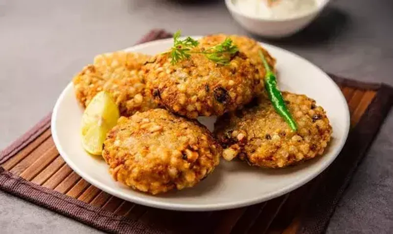 Crispy Sabudana Vada Recipe: You can enjoy this snack recipe on special occasions and festivals