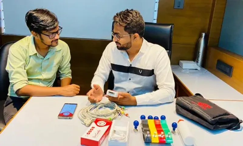 Young technocrats of Vadodara made pocket ECG machine to get cardiogram report in seconds