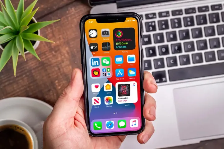 Government asks iPhone, iPad users to update their devices immediately in India, let's find out why!