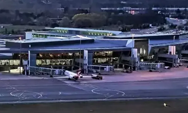 Australian airports to face disruption in services, ground staffers to go on strike