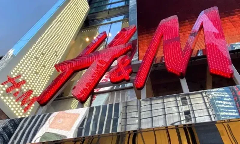 Fashion retailer H&M to launch in Brazil