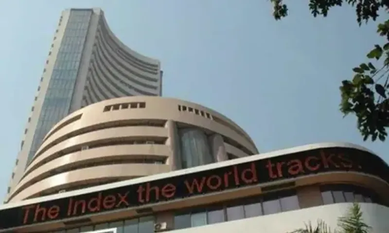 Covid variant Omicron fear affects Sensex