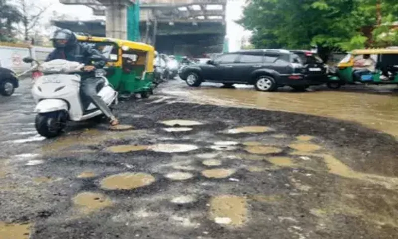 Cong accuses AMC of shoddy road repair work
