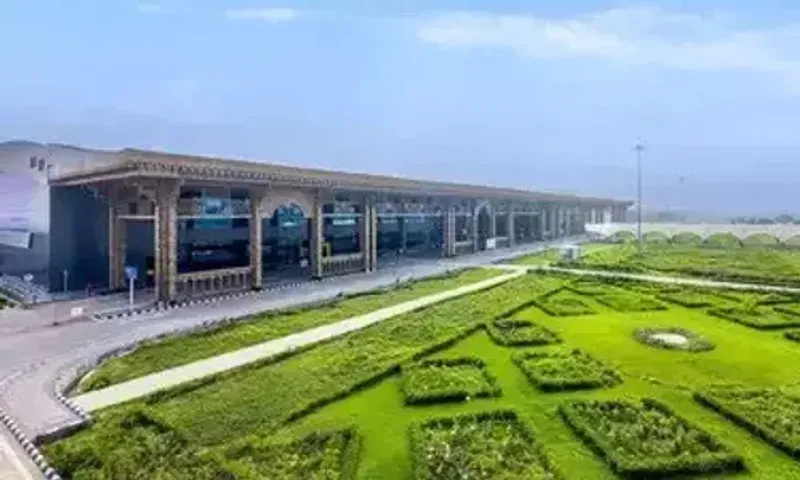 Prime Minister Narendra Modi inaugurates Diamond Bourse & New Integrated Terminal Building of Surat Airport