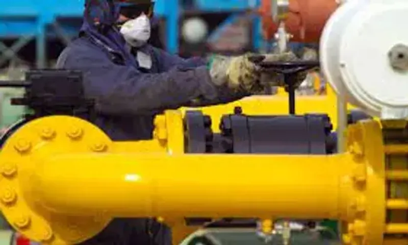 Govt hikes domestic natural gas price to $9.20/mmBtu, new rate in effect from Oct 1