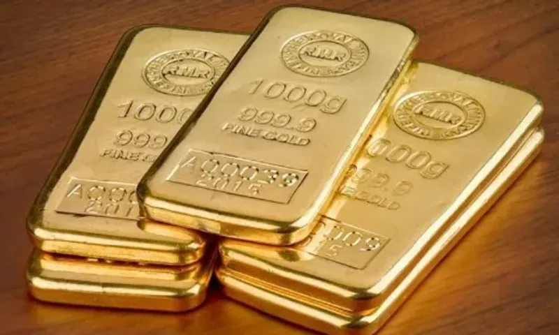 Gold Rate drops by whopping Rs. 3,600
