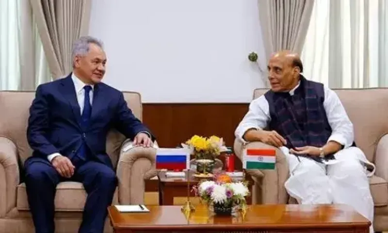 India, Russia conclude AK-203 deal, renew 10-year pact for military cooperation