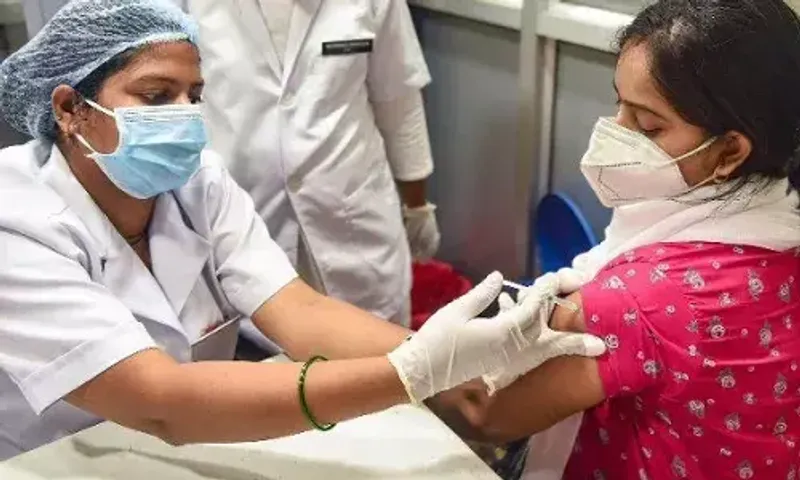 Over 180 crore 13 lakh doses of COVID vaccine administered in the country so far