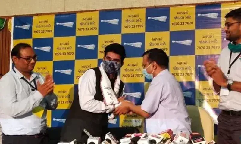 Kejriwal says AAP will contest all seats in Gujarat Assembly polls