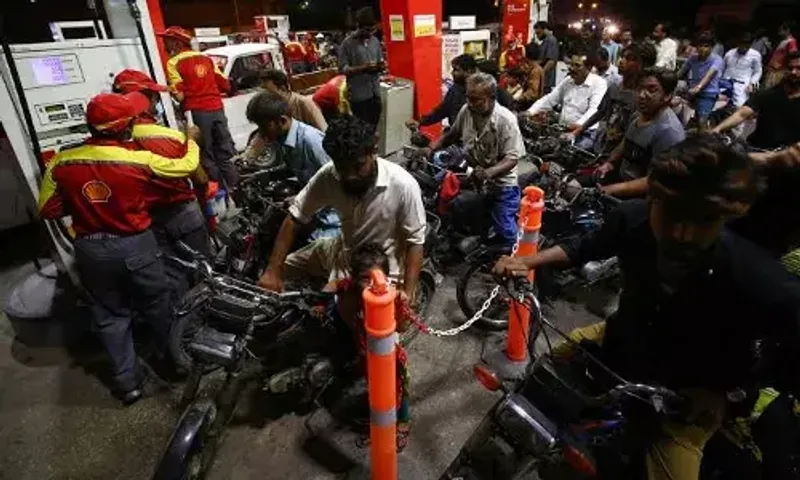Pakistan economic crisis: Forex reserves below $10 billion, fuel prices hiked again