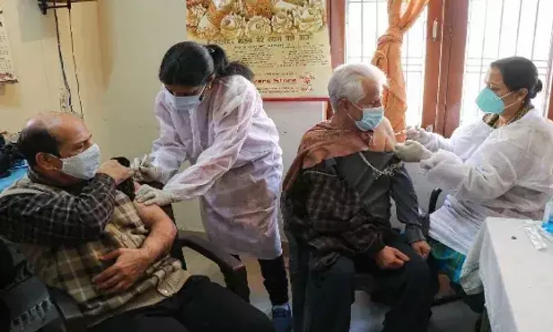 Covid-19: India records 2,35,532 new cases in last 24 hours, deaths soar by 871