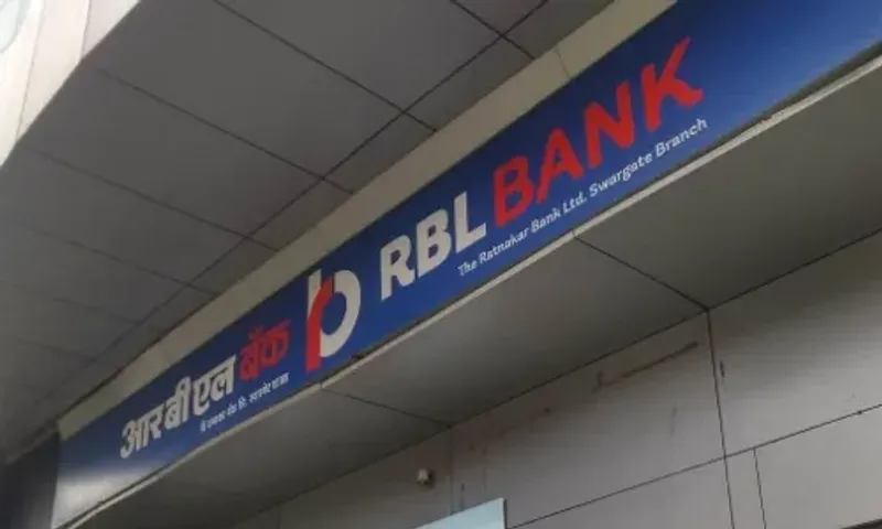 RBL bank shares falls 20 %, investors approach RBI to buy 10% stake
