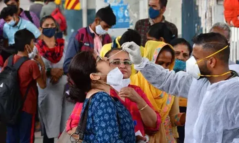 India's daily COVID tally drops below 1 lakh for the first time in 32 days