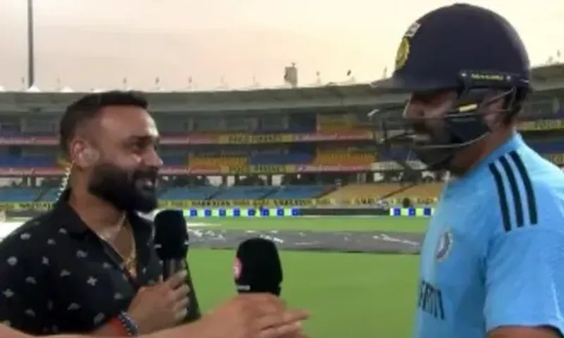 Watch Video: 'Tune bulaaya hi nahi', Rohit Sharma's chat with Amit Mishra turns awkward after India captain's 'commitment'