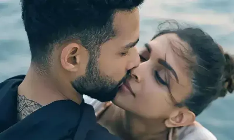 Gehraiyaan trailer released today: Actors leave you with questions!