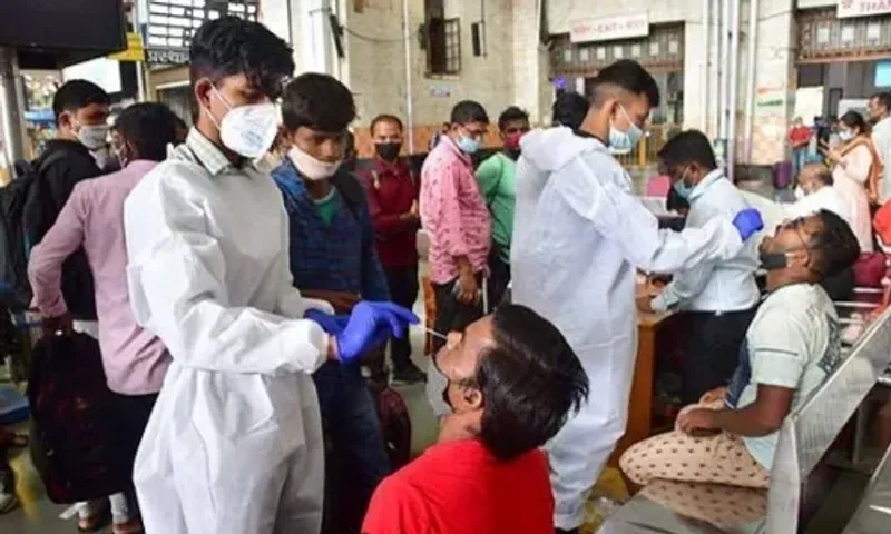 Covid: India's new case tally below 20k for 2 days, recoveries at record high