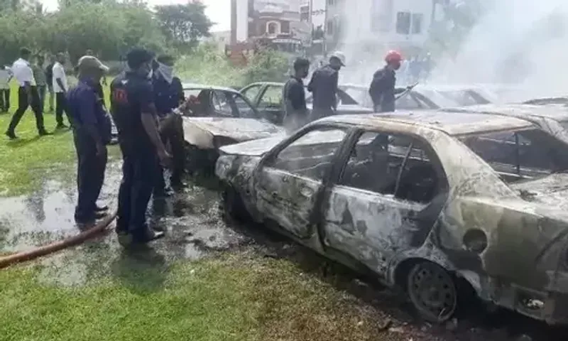 Mysterious fire gutted 11 cars in Atladara Sun Pharma road in Vadodara