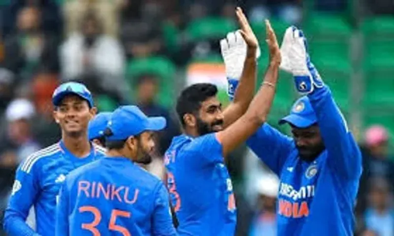 India beat Ireland by 33 runs in second T-20 at Dublin to take 2-0 lead in 3-match series