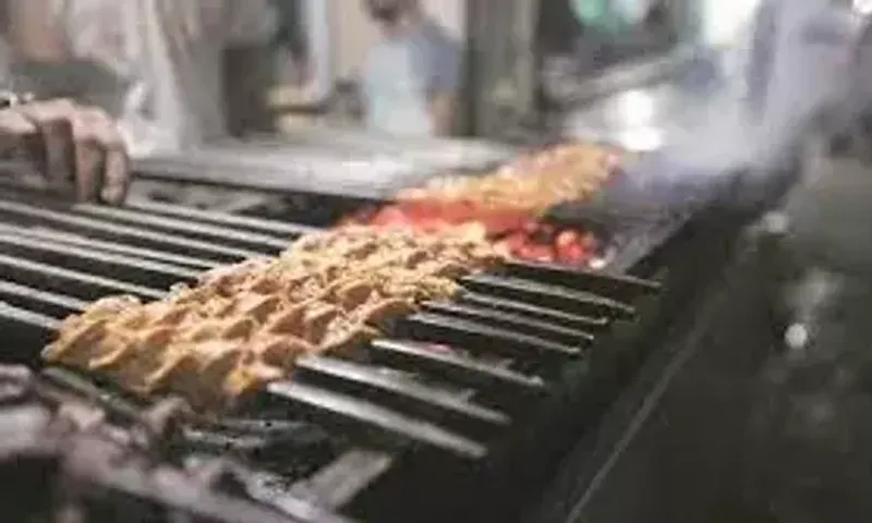 Non-vegetarian stalls to be taken off from main roads in Ahmedabad