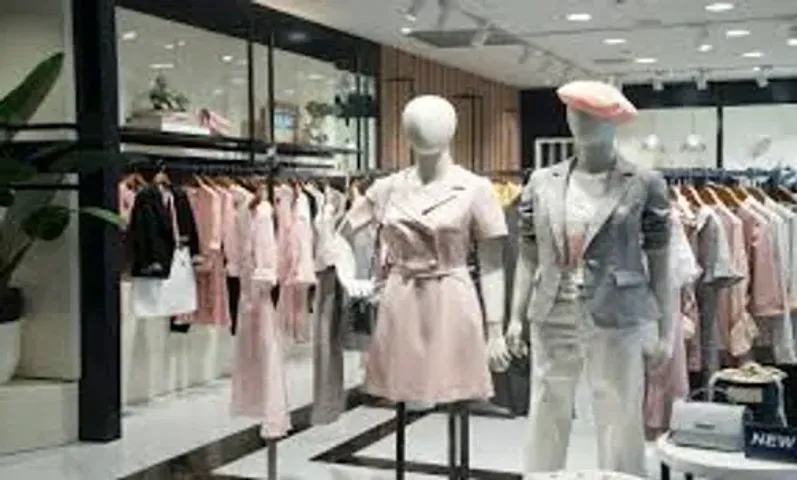 The impact of online courses on the fashion industry