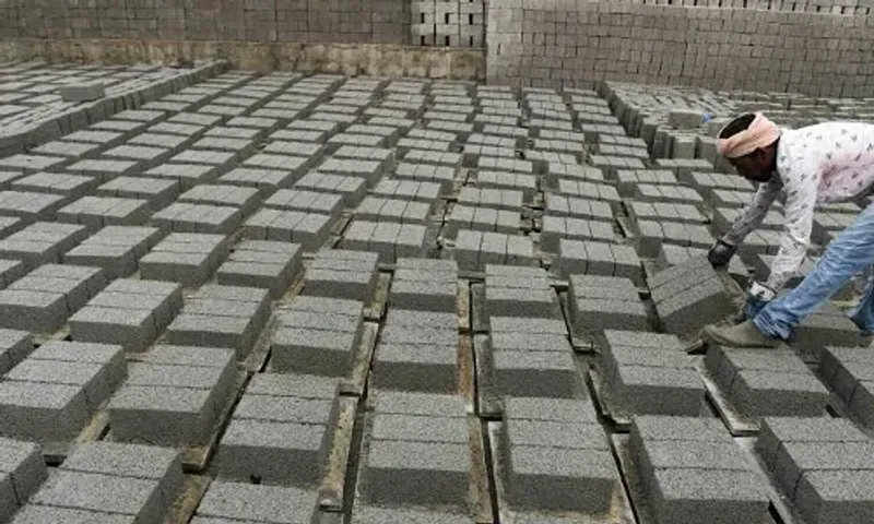 Cement companies exit Q4 with flat prices, risk of margin erosion remains high