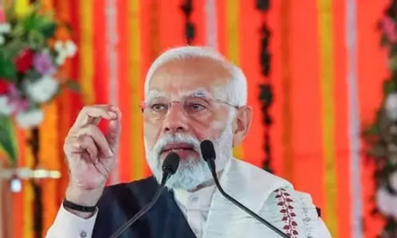 PM Modi unveils multiple development projects worth 15,000 crore rupees in West Bengal