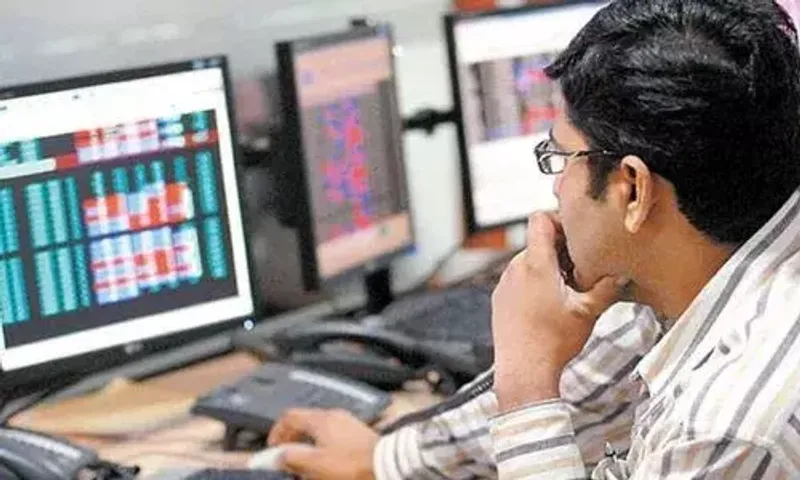 Sensex and Nifty log modest losses